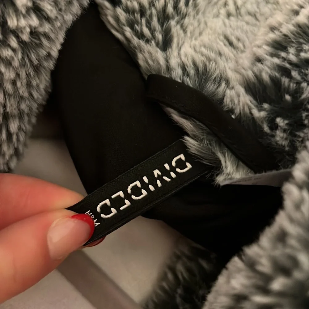 Jacket - Picture 2 of 2